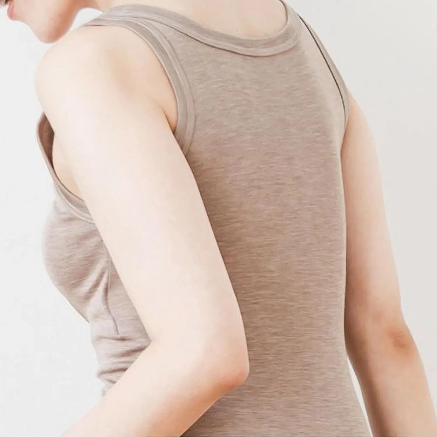 bodyhints Silk Tops for Women, Removable Pads, Stretchy, Seamless, Japan