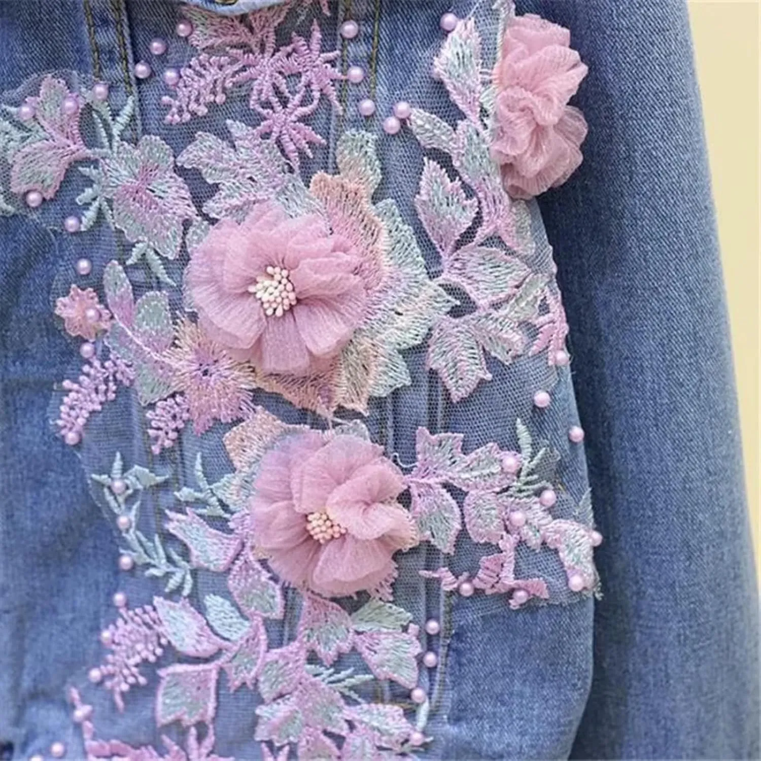 Dawery Spring Autumn Vintage Women Short Denim Jacket Embroidery Flower Jeans Jacket Female Hole Outerwear