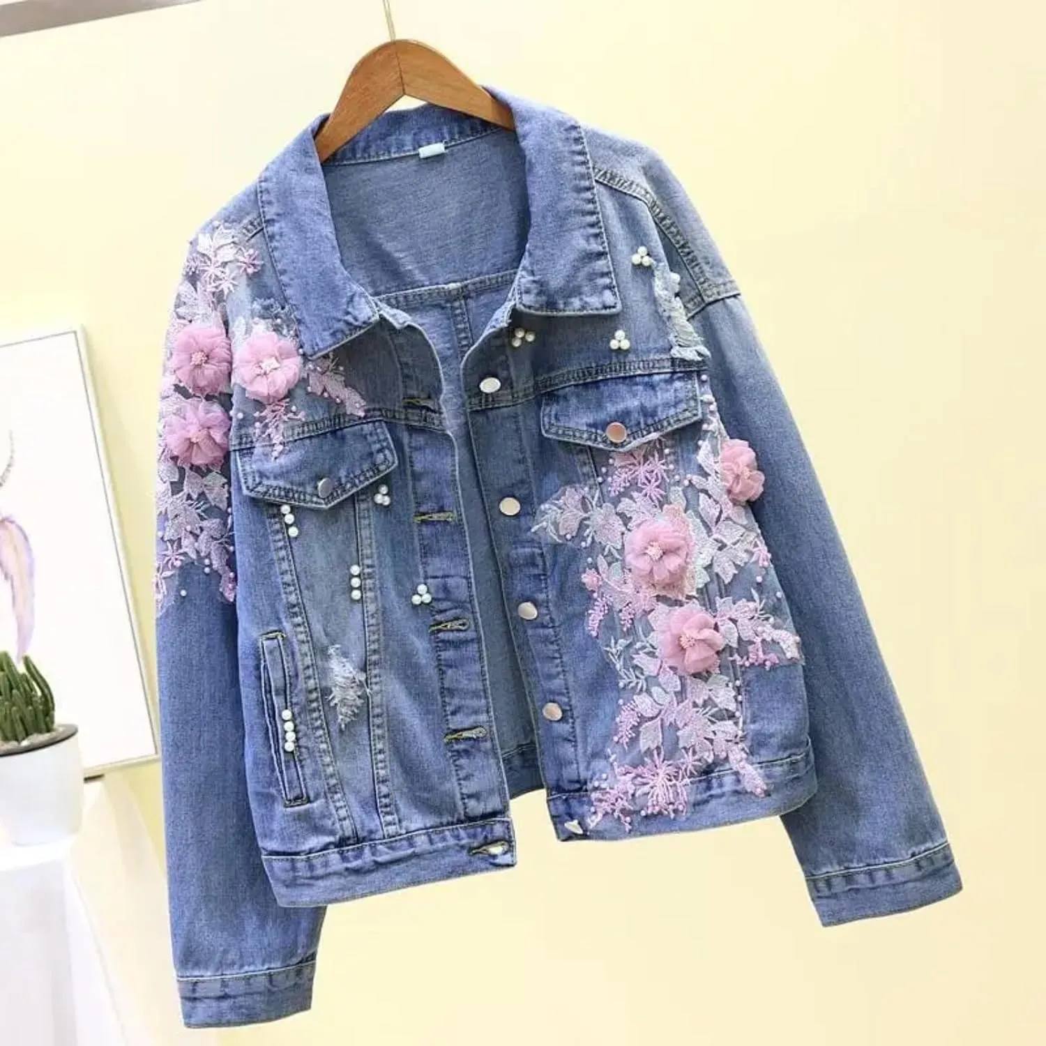 Dawery Spring Autumn Vintage Women Short Denim Jacket Embroidery Flower Jeans Jacket Female Hole Outerwear