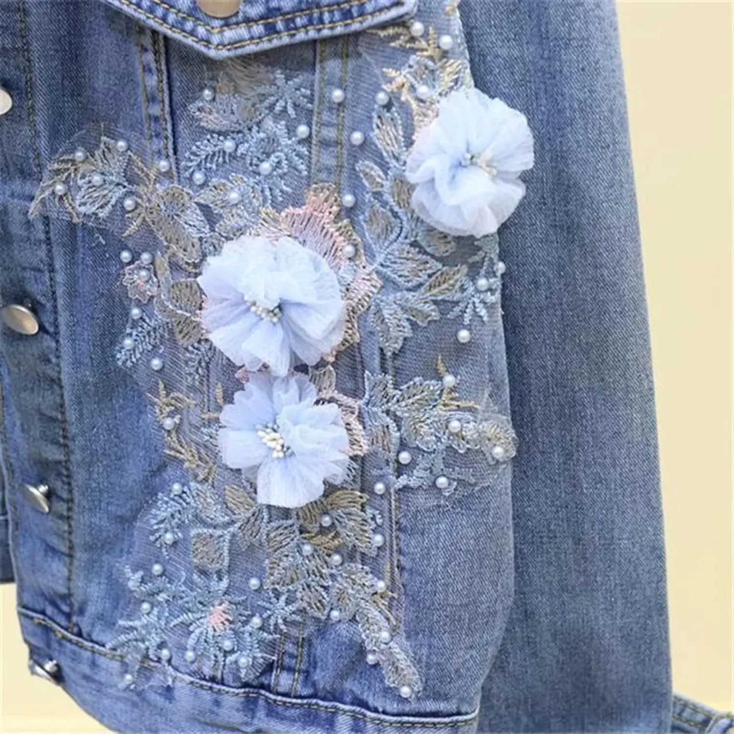 Dawery Spring Autumn Vintage Women Short Denim Jacket Embroidery Flower Jeans Jacket Female Hole Outerwear