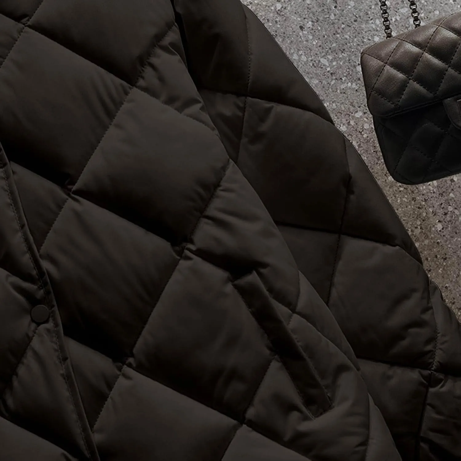 NATHGAM Women's Lightweight Short Puffer Coats Diamond Winter Warm Cotton Qulited Bomber Jacket Casual Button Padded Jacket