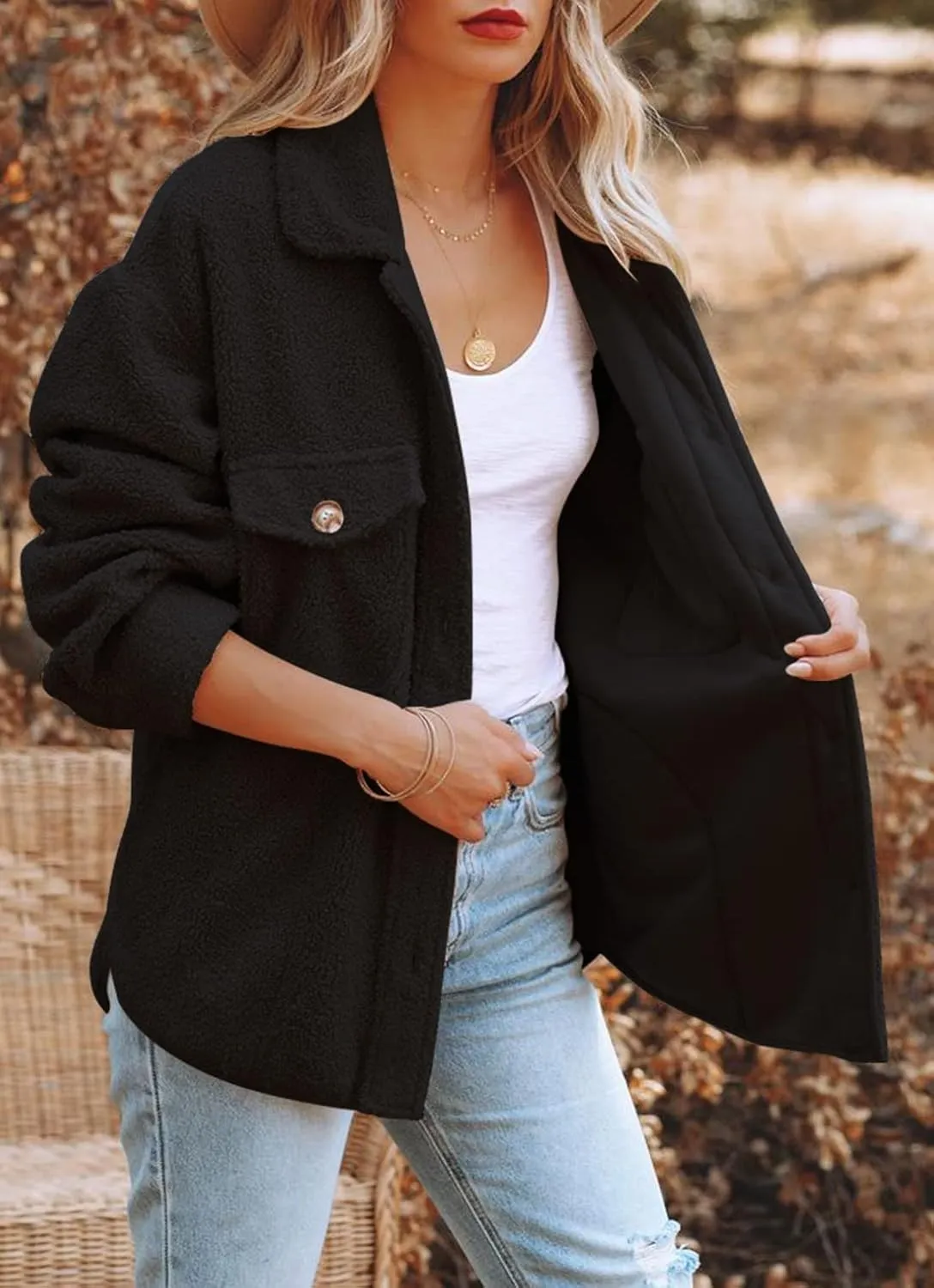Nirovien Womens Oversized Fleece Jakcets Button Down Sherpa Shacket Fuzzy Coats Casual Warm Teddy Outwear with Pockets